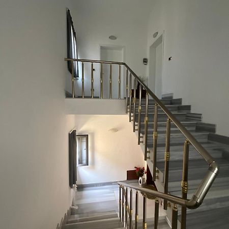 Italian Style Apartment Durres Ngoại thất bức ảnh
